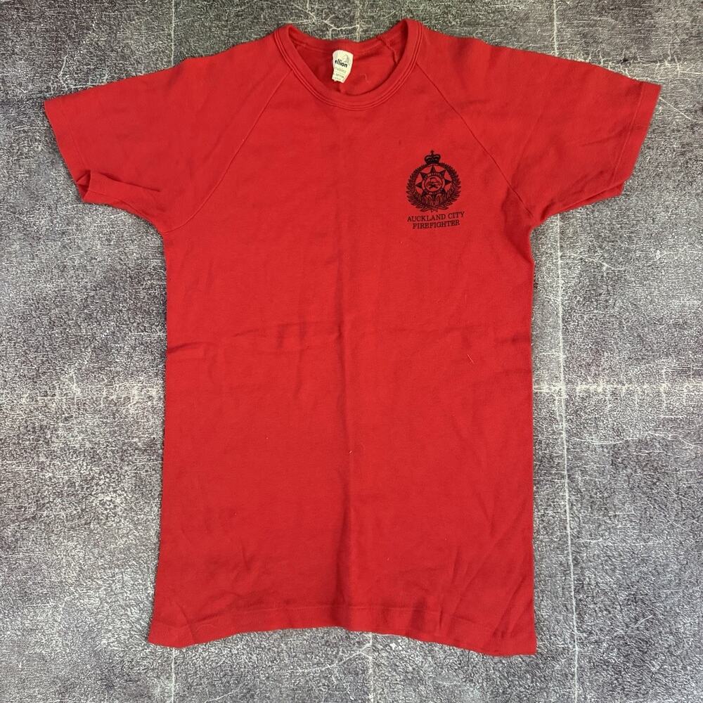 Men's Vintage 90's New Zealand Fire Department Auckland Red T Shirt Tee Sz XL